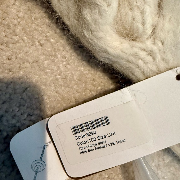 Sol Alpaca hand knitted three ring scarf NWT cream - Picture 3 of 4